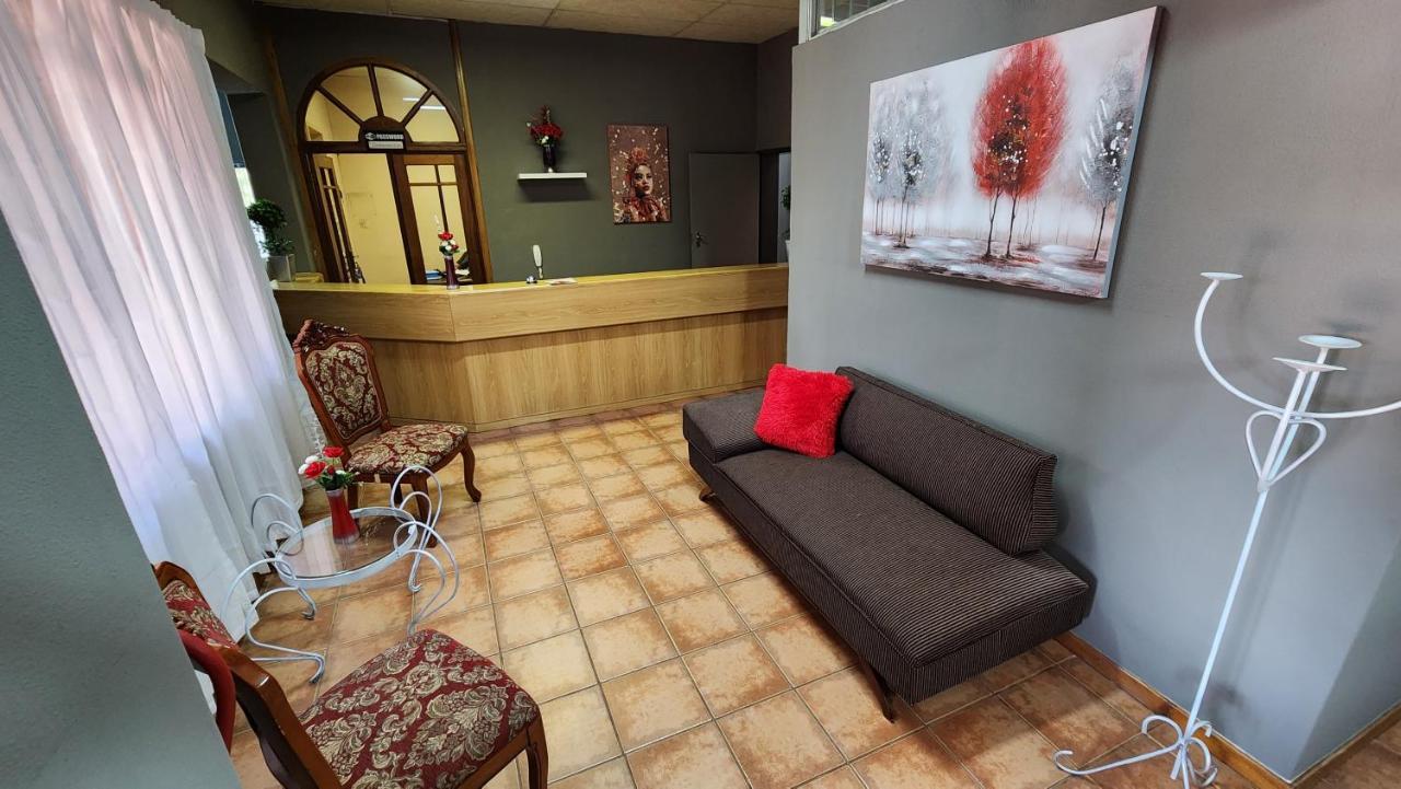 Casa Feliz Hotel Мокопане Екстериор снимка